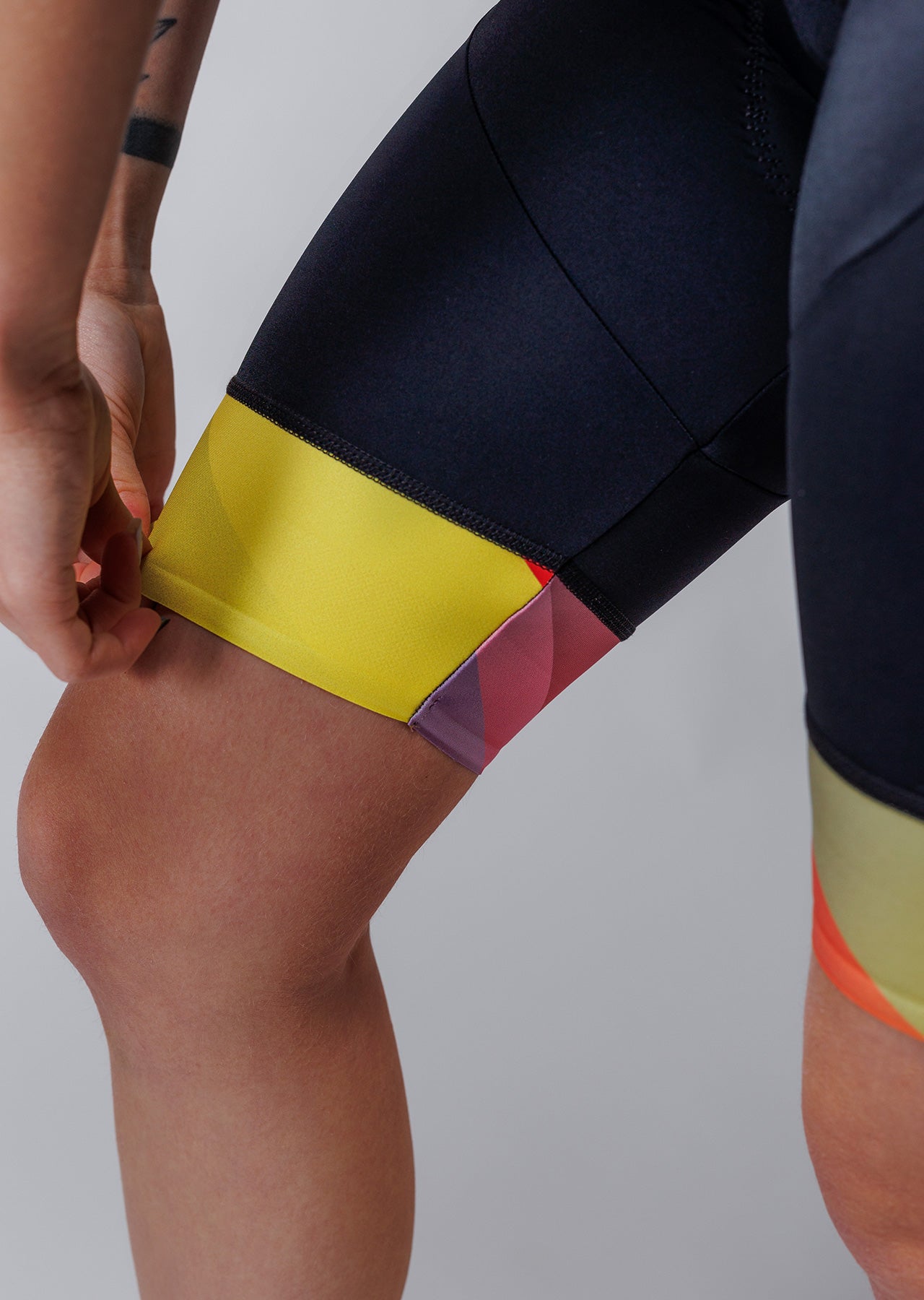 PRO Bib Short SIGNATURE color women